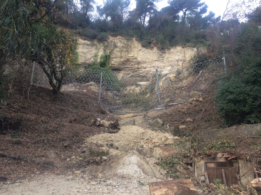 écrans anti-coulée de laves torrentielles