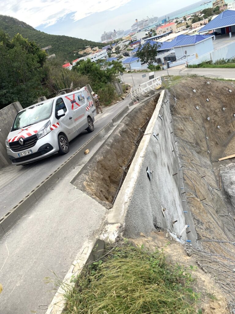 parois-clouees4 - Grande